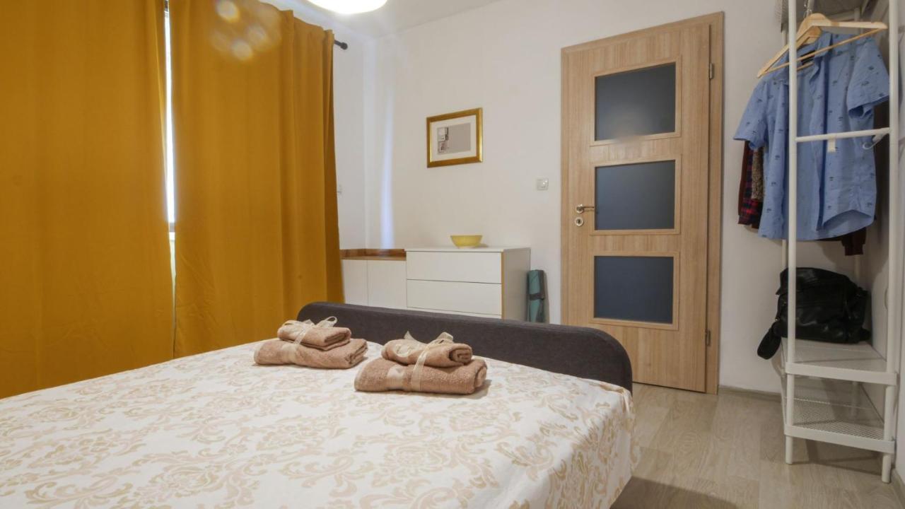 Varusha Apartment Veliko Tŭrnovo Exterior foto